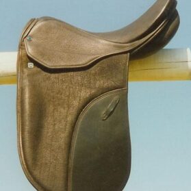 Selle de dressage