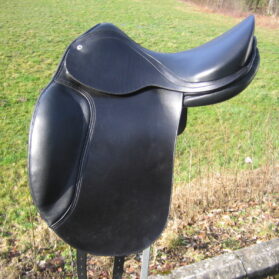 Selles de dressage