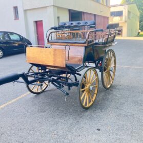 Wagonnette en bois